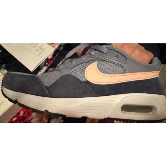 Women's Size 8 Nike Air Max SC Sneakers - Great Condition - Picture 4 of 5